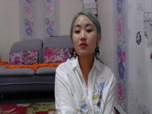 Live sex webcam photo for AsianDoll2000 #271551481