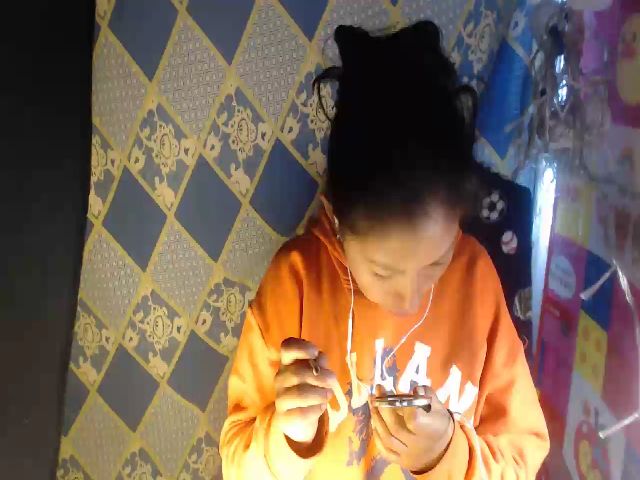 Live sex webcam photo for CHILENITAHOT #271549053