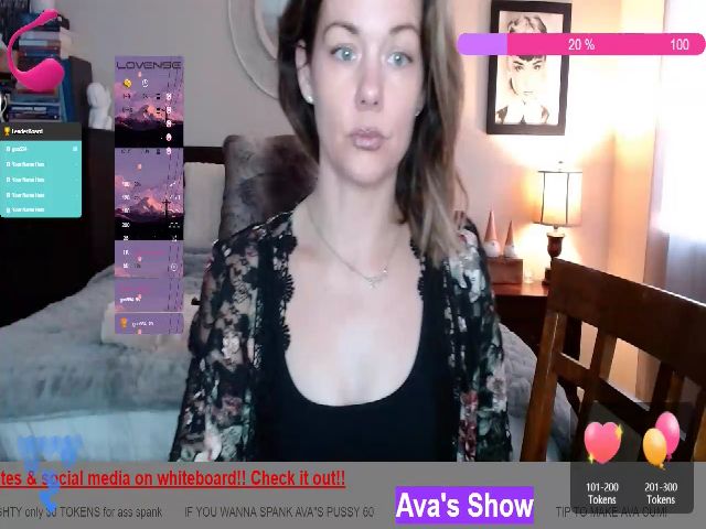 Live sex webcam photo for AvaWynn #271554968