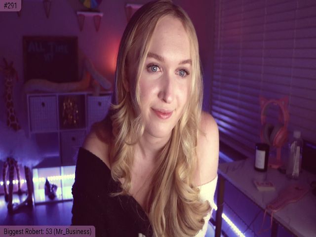 Live sex webcam photo for OliviaxFaye #271546007