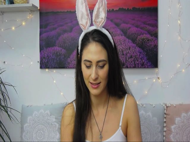 Live sex webcam photo for MaraW #271551140