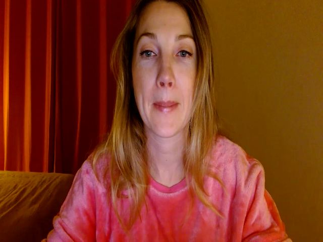 Live sex webcam photo for HappyAlise #271554641
