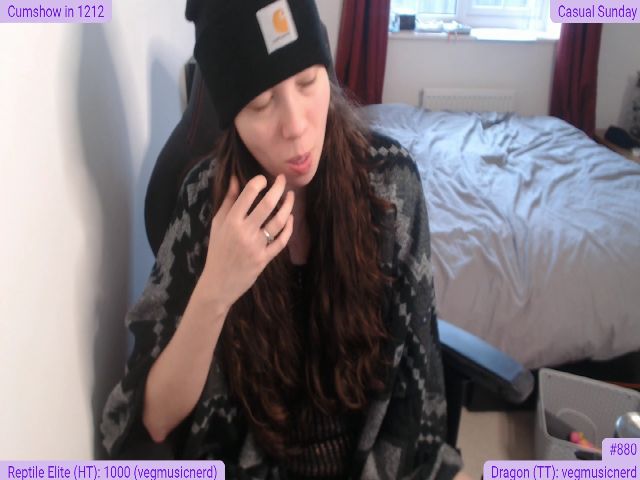 Live sex webcam photo for SpicySmithers #271550454