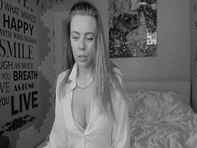 Live sex webcam photo for Lebeauty #271545389