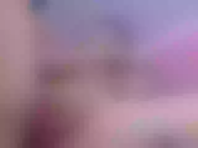 Live sex webcam photo for Lesliee22 #271549650