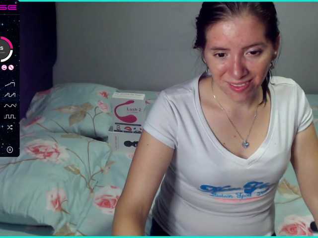 Live sex webcam photo for NataliaLuna #271544466