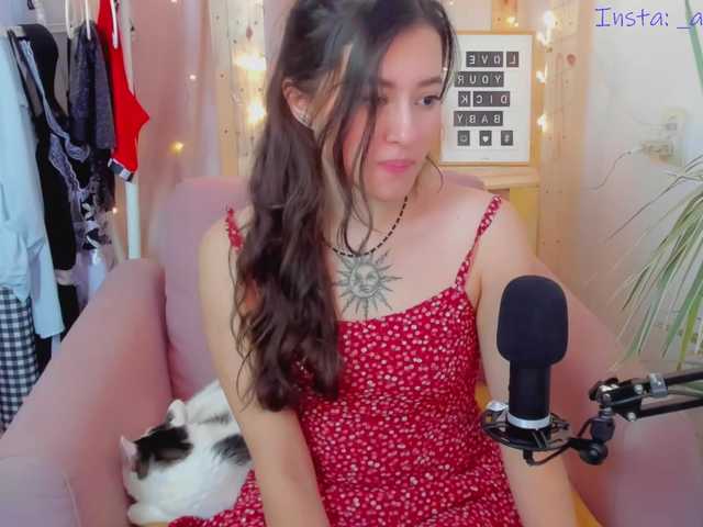 Live sex webcam photo for yoursia #271549685