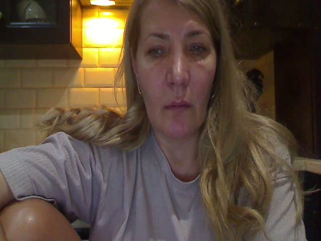 Live sex webcam photo for HeyHeyGrey #271551708