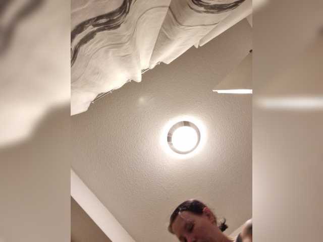 Live sex webcam photo for Wetgerman2 #271553351