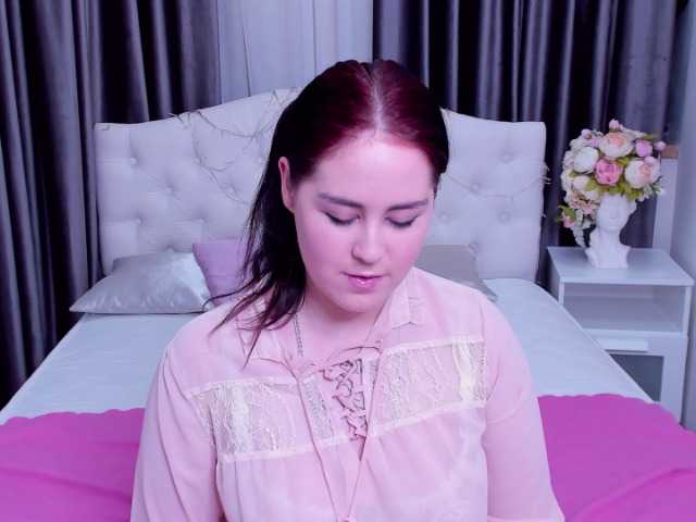 Live sex webcam photo for SindySmitt #271552883