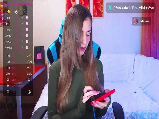 Live sex webcam photo for Mila__kiss_ #271551062