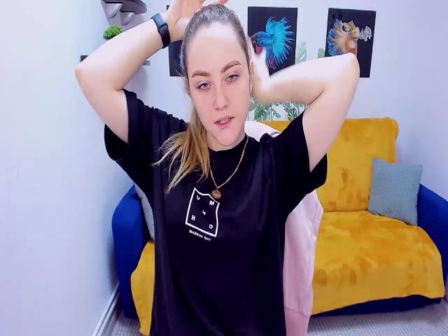 Live sex webcam photo for SeveiGold #271549047