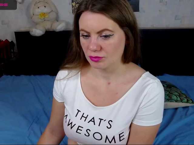 Live sex webcam photo for MalennaLee #271546900