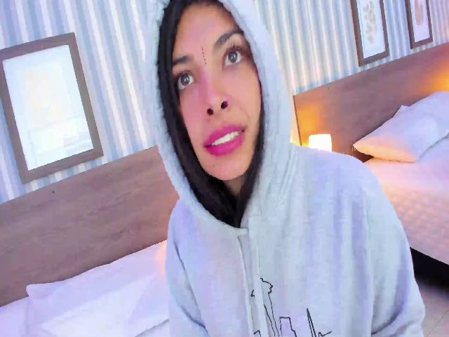 Live sex webcam photo for Sia_lotte #271547675