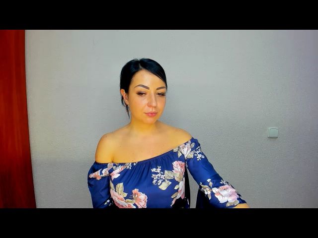 Live sex webcam photo for Liragan #271551155