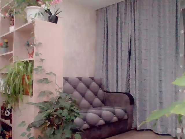 Live sex webcam photo for RealWorker #271552328