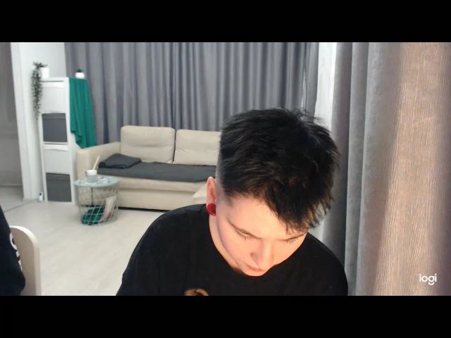 Live sex webcam photo for Chloe_Gf #271542955