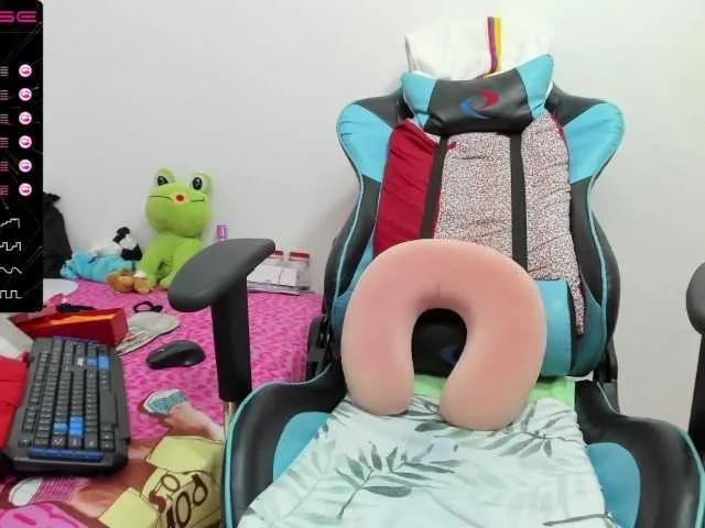 Live sex webcam photo for madura-sexy #271543445