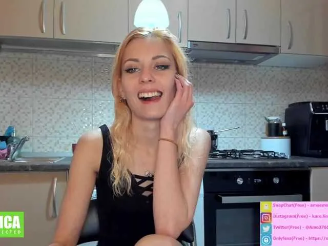 Live sex webcam photo for karo131324 #271543390