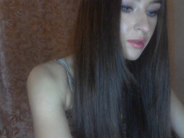 Live sex webcam photo for FannyBunny #271554419