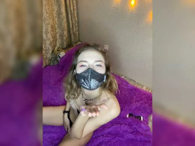 Live sex webcam photo for SSallyy #271543368