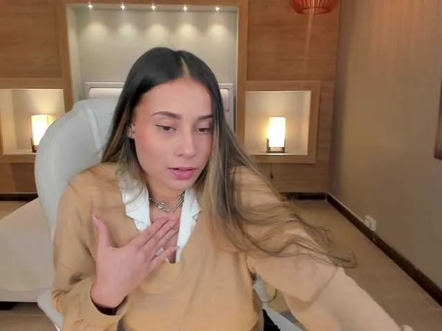 Live sex webcam photo for Camilamonroe #271556054