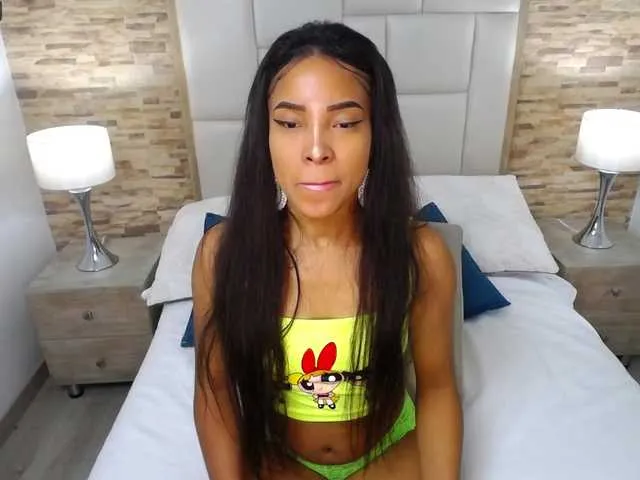 Live sex webcam photo for CoraimaHicks #271561455