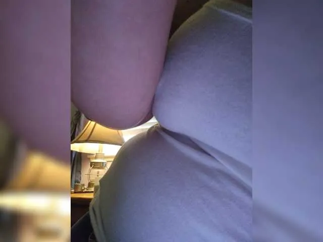 Live sex webcam photo for Prurient-Gem #271564714