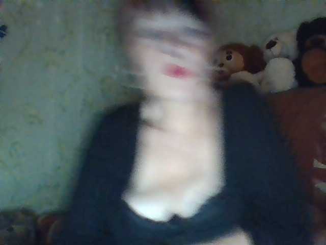 Live sex webcam photo for -Riddle- #271555731
