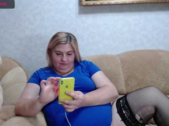 Live sex webcam photo for VishenkaStar #271561216