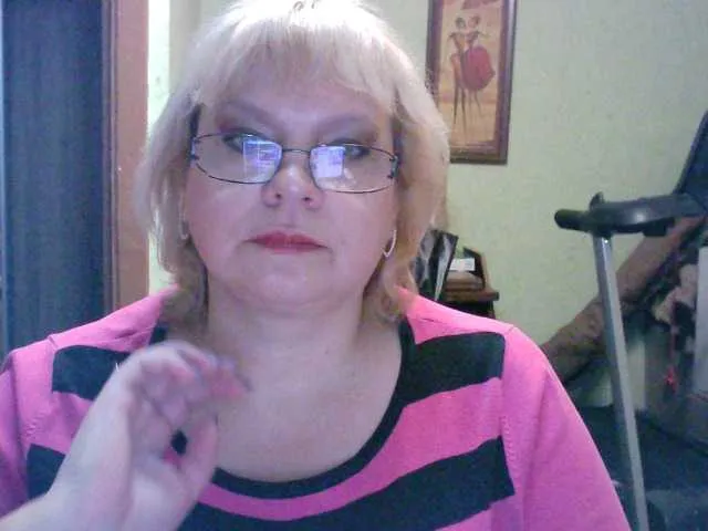 Live sex webcam photo for LOLA88888 #271566062