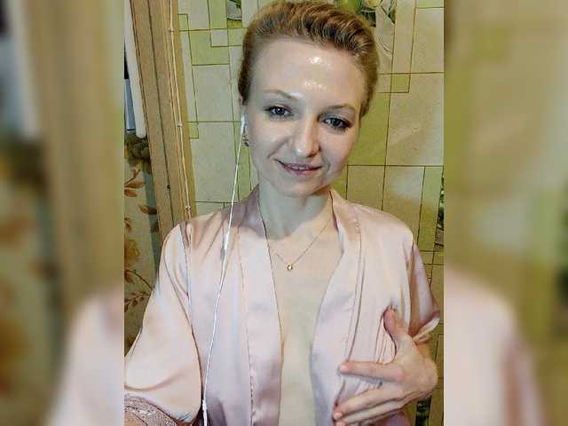 Live sex webcam photo for Anesteishen #271564607