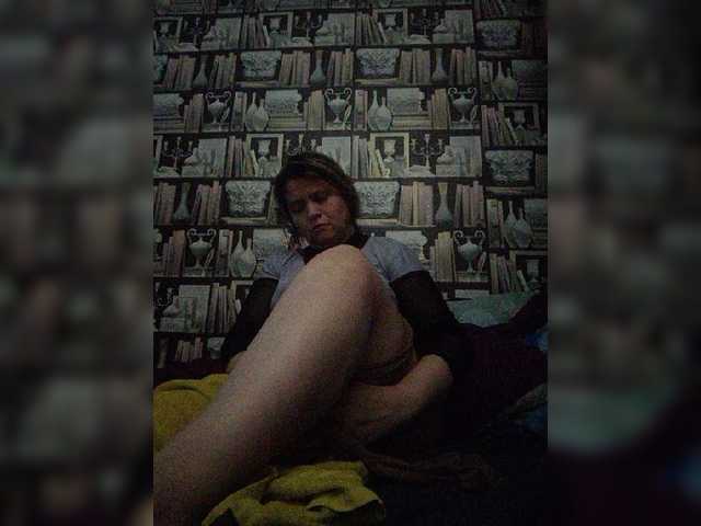 Live sex webcam photo for -Raven40- #271564728