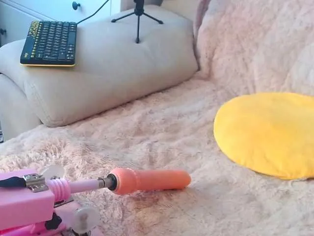 Live sex webcam photo for Sunny-Rose #271558173