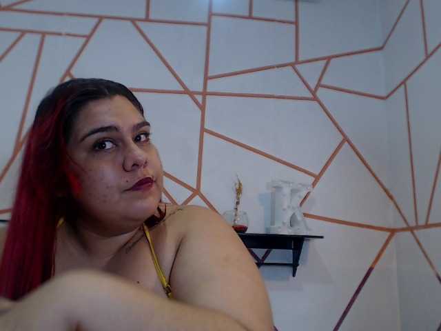 Live sex webcam photo for Kendra-live #271558931