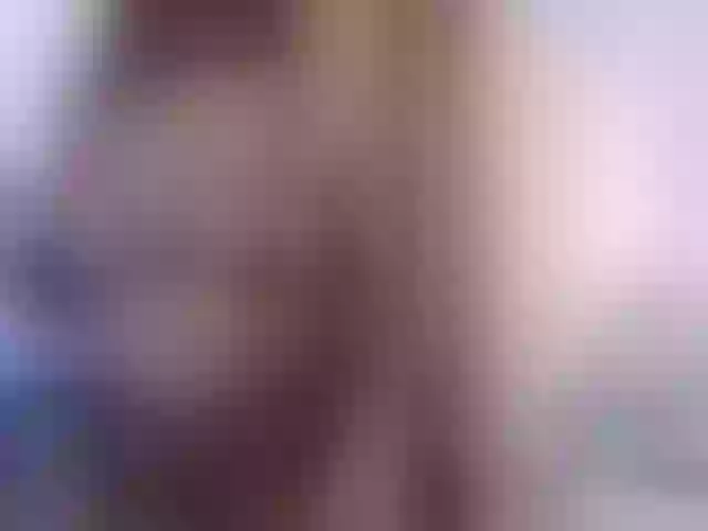 Live sex webcam photo for LindsayHoffma #271565940