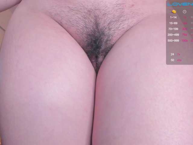 Live sex webcam photo for Hairygirl-18 #271564619