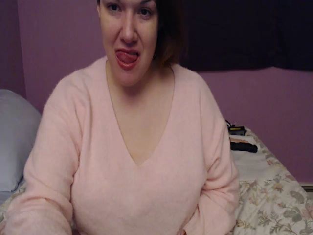 Live sex webcam photo for MissKitty629 #271556733