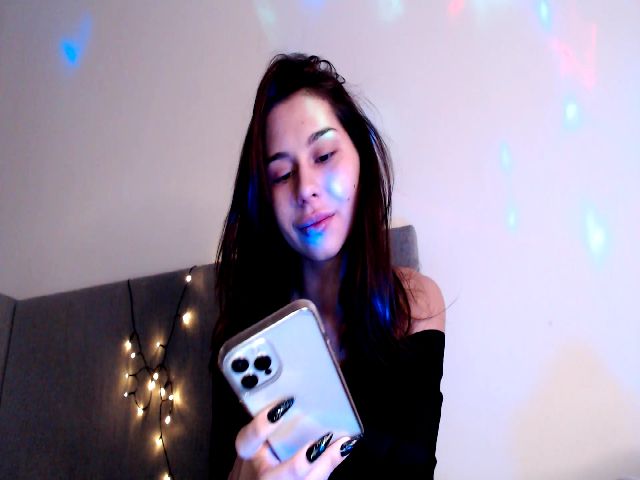 Live sex webcam photo for LeValeriya #271559701