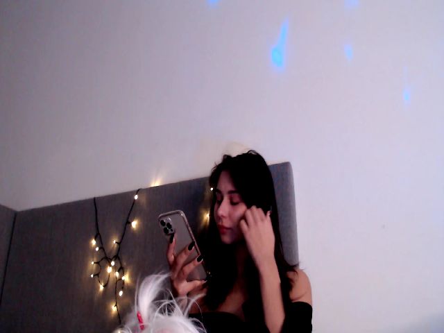 Live sex webcam photo for LeValeriya #271559845