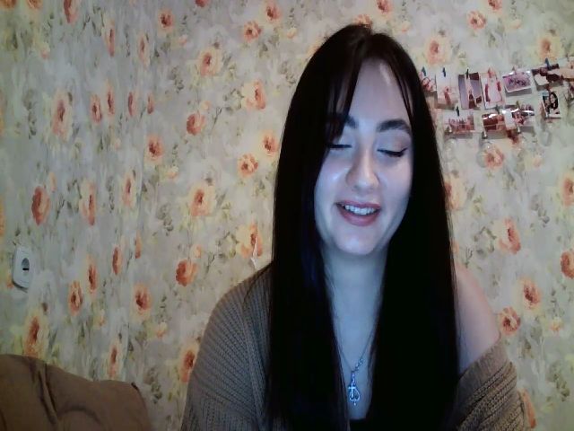 Live sex webcam photo for lolly_hollyy #271560581