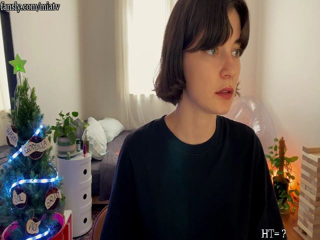 Live sex webcam photo for miatv #271556966