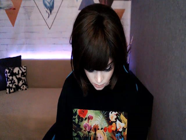 Live sex webcam photo for MonicaHigh #271556686