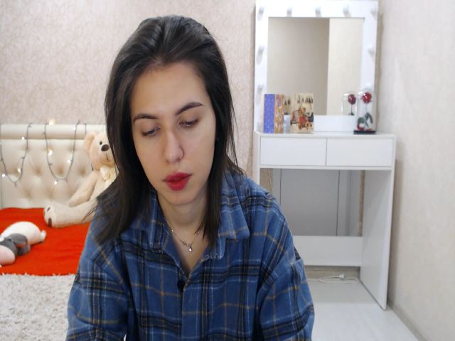 Live sex webcam photo for YourrAngell #271557703