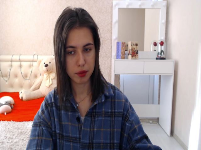 Live sex webcam photo for YourrAngell #271559431