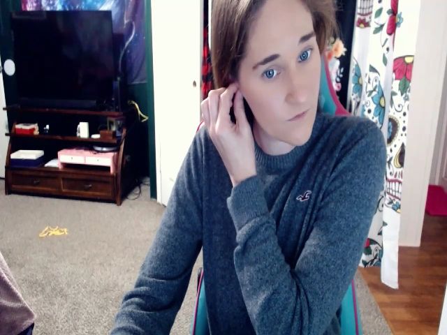 Live sex webcam photo for Lolabunny9 #271563919