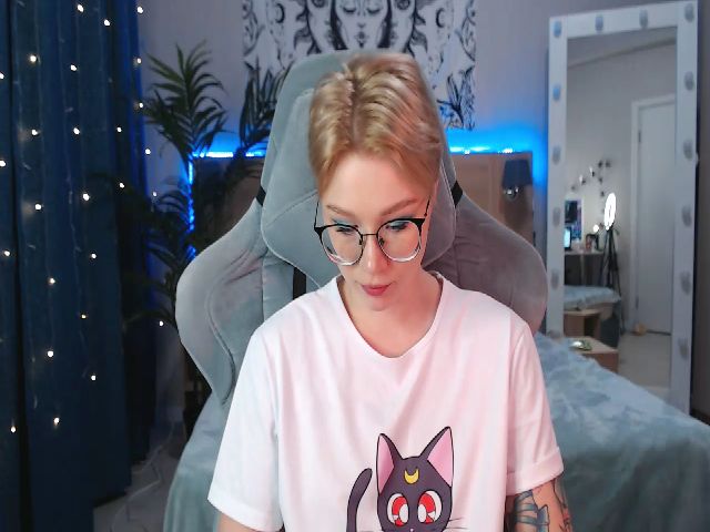 Live sex webcam photo for euphoriadance #271558982