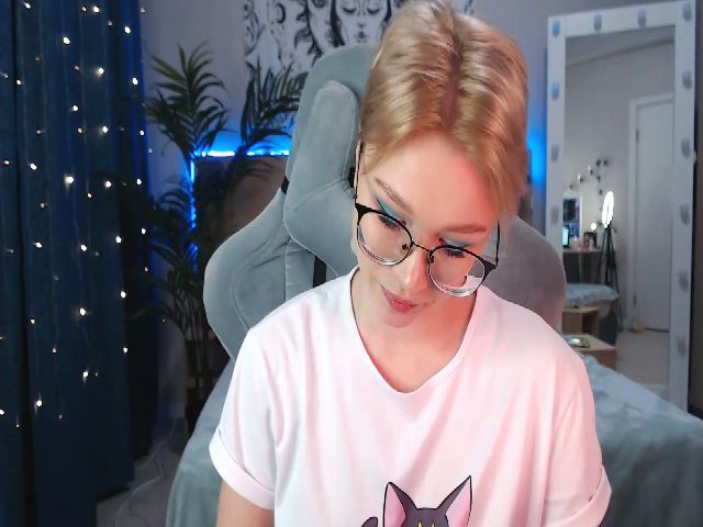 Live sex webcam photo for euphoriadance #271559043