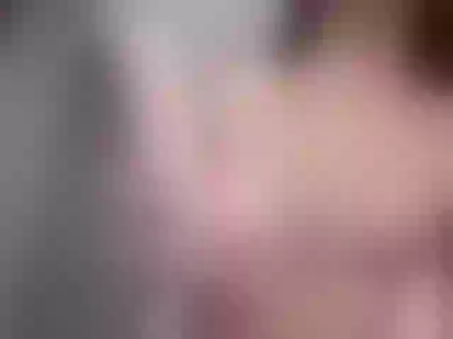 Live sex webcam photo for KatieNolan #271564701