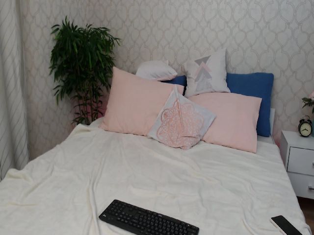 Live sex webcam photo for AndreaJenkins #271562137